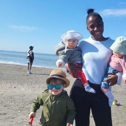 Au pair Kwenzakele