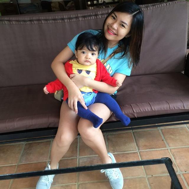 Au pair Ainey in -